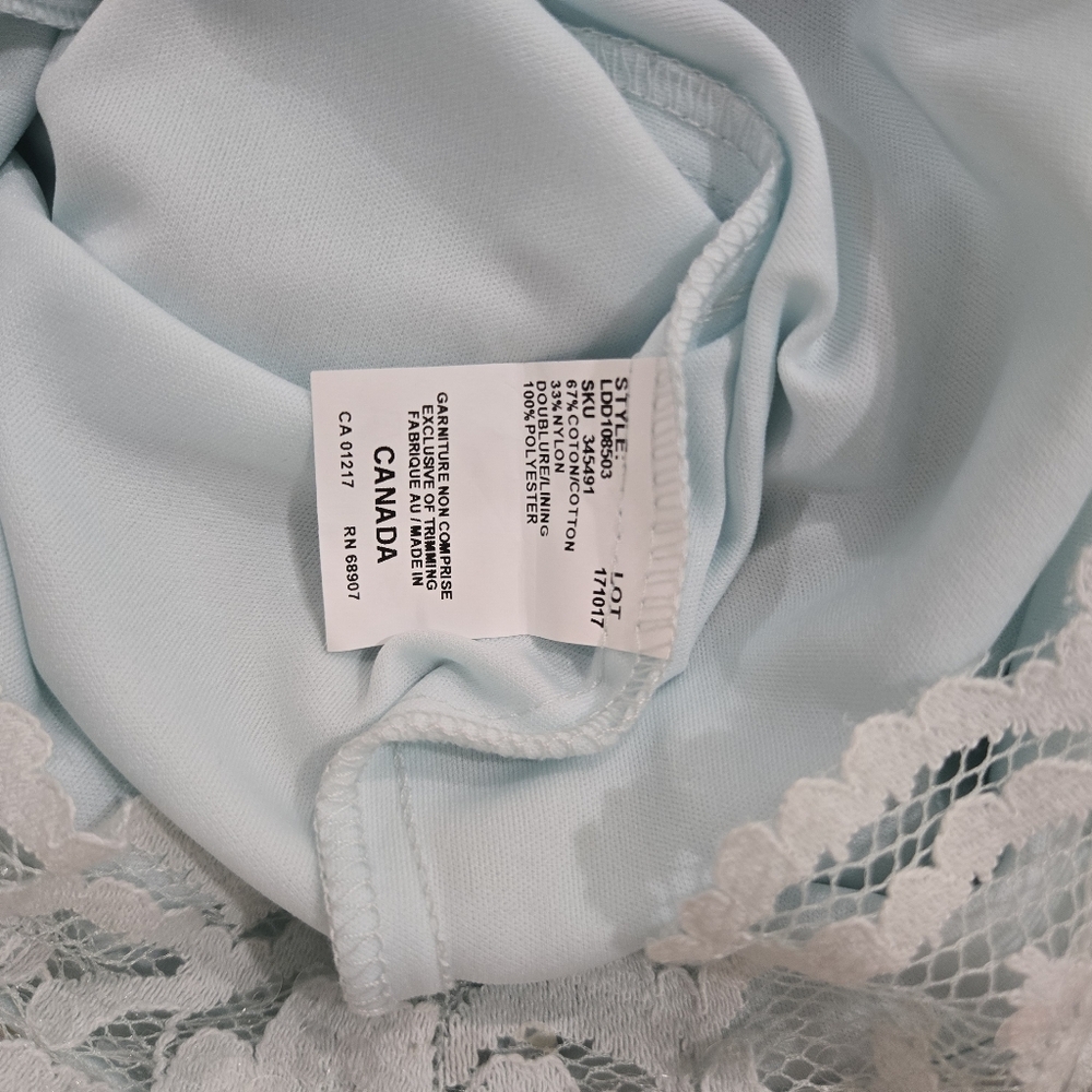 NWT - Le Chateau Lace Midi Dress in Light, Pastel Blue - Picture 5 of 6